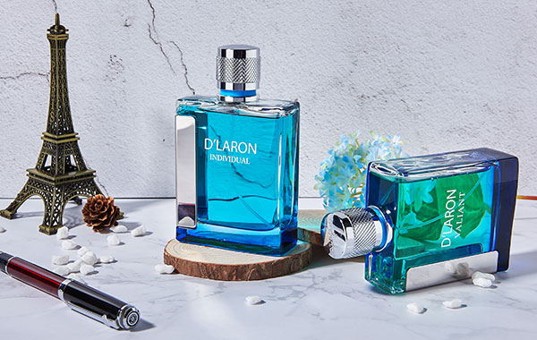 職場(chǎng)香水適合什么人群？白領(lǐng)們最喜歡用迪拉瑞（圖）_1