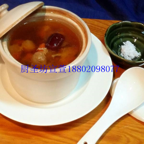 在哪有培訓(xùn)養(yǎng)生燉湯技術(shù)（圖）_1