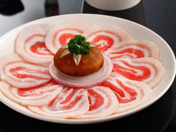 開(kāi)一家鑫海匯自助烤肉加盟費(fèi)多少（圖）_1