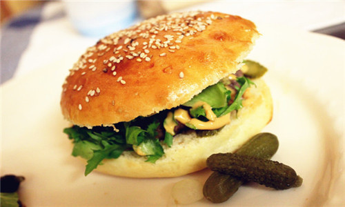 甜客漢堡加盟_新標(biāo)桿上市品牌_甜客漢堡加盟_著名影星石榴姐代言＊（圖）_4