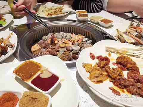 佰燒海鮮烤肉自助加盟費(fèi)用多少（圖）_2