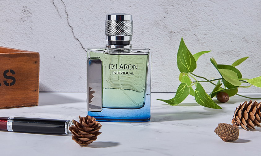 職場男士香水哪個好聞？迪拉瑞那款男士香水較受歡迎（圖）_1