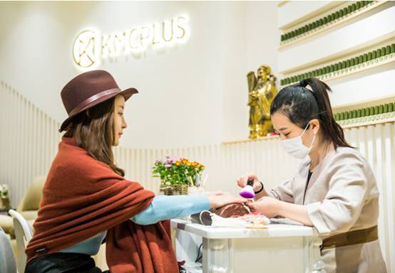 韓國(guó)KMC造訪SKG，巨頭聯(lián)手打造美容霸業(yè)（圖）_3