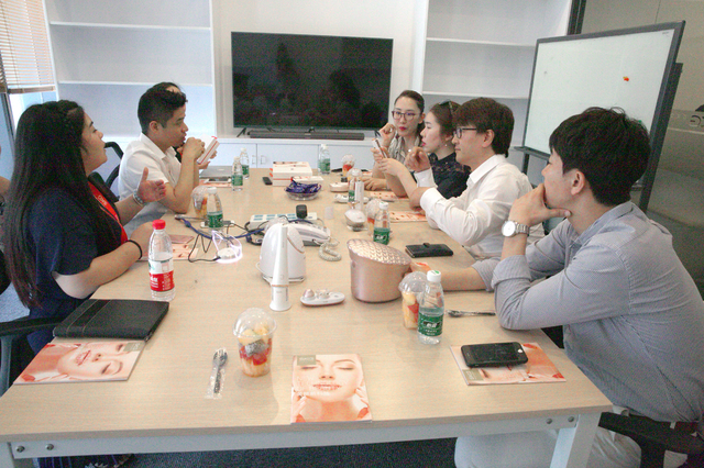 韓國(guó)KMC造訪SKG，巨頭聯(lián)手打造美容霸業(yè)（圖）_4