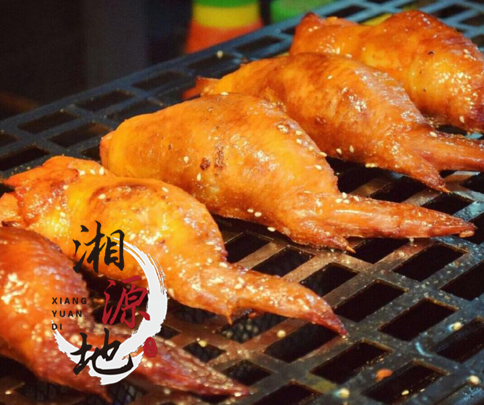 雞翅包飯技術(shù)去哪里有學(xué)（圖）_2