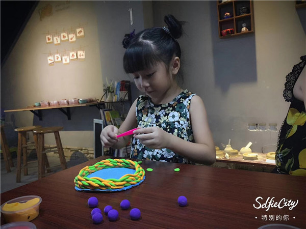 兒童DIY手工－熊孩子們的周末休閑時光，陶藝DIY店的分享（圖）_4