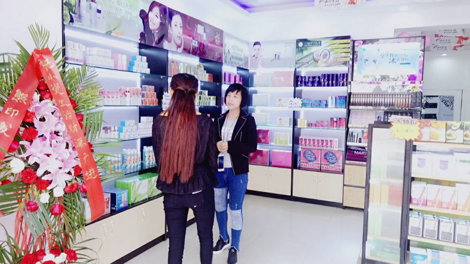 怎樣開一間化妝品店？小資生活化妝助你無(wú)憂開業(yè)。_2