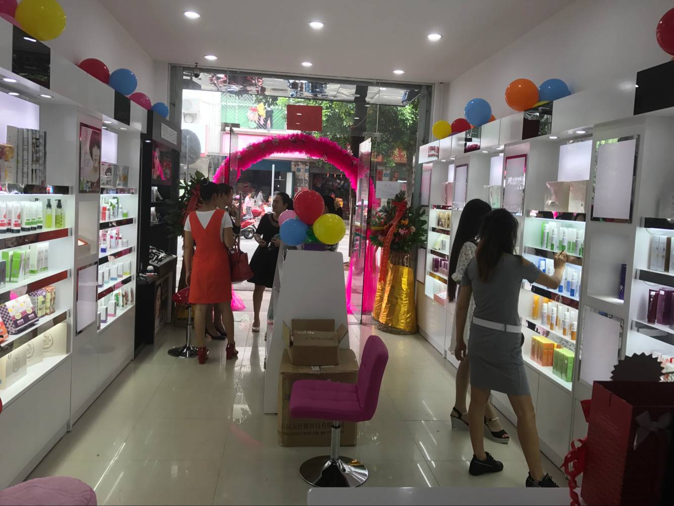 在小區(qū)里面做什么生意最合適？小資生活告訴你！_1