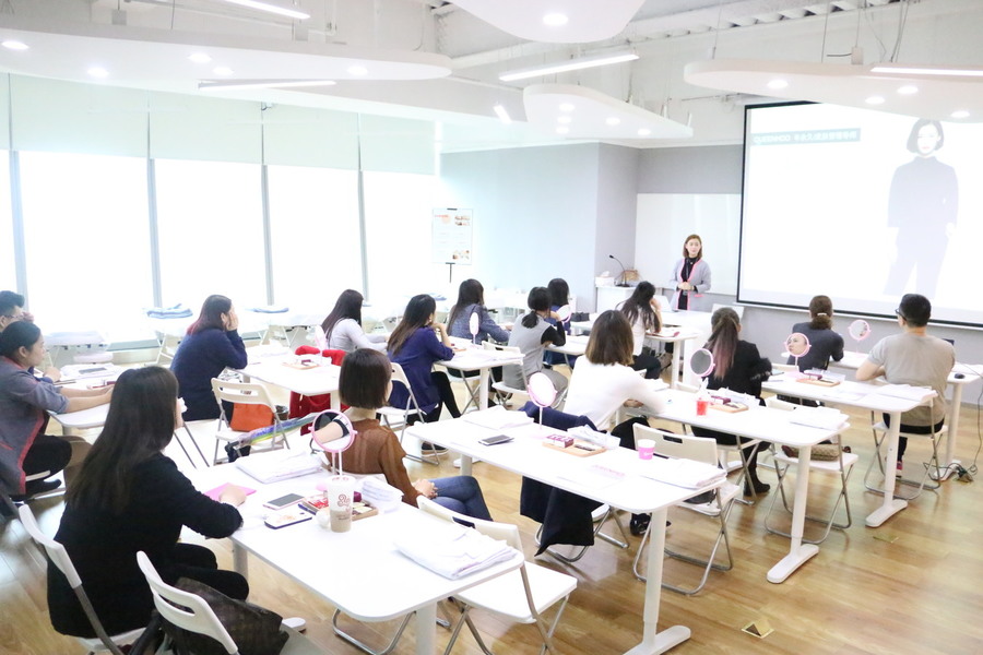 上海比較好的半永久培訓(xùn)機構(gòu)（圖）_1