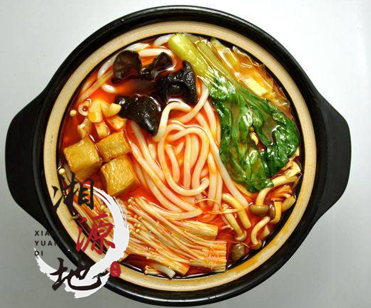 正宗云南過(guò)橋米線去長(zhǎng)沙哪里有學(xué)（圖）_1