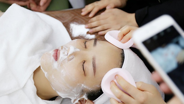 韩绮绣：皮肤管理行业口碑至关重要优质服务提升品牌价值_2