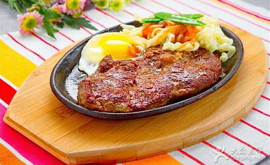 煙臺(tái)西餐,愛(ài)斯米牛排加盟市場(chǎng)前景如何？_1