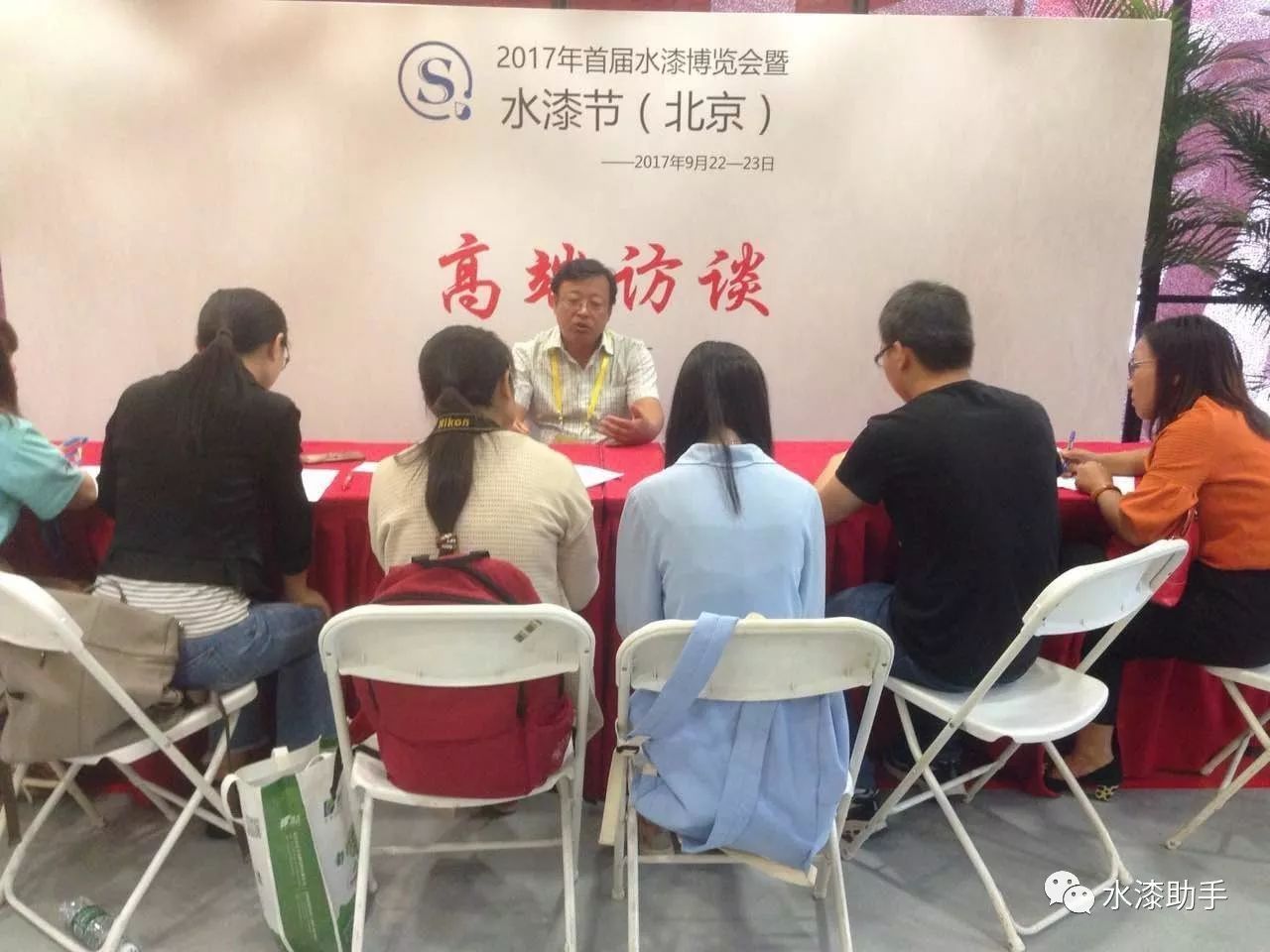 無(wú)窮花水漆，民族水漆品牌走向世界——水漆博覽會(huì)無(wú)窮花采訪（圖）_2