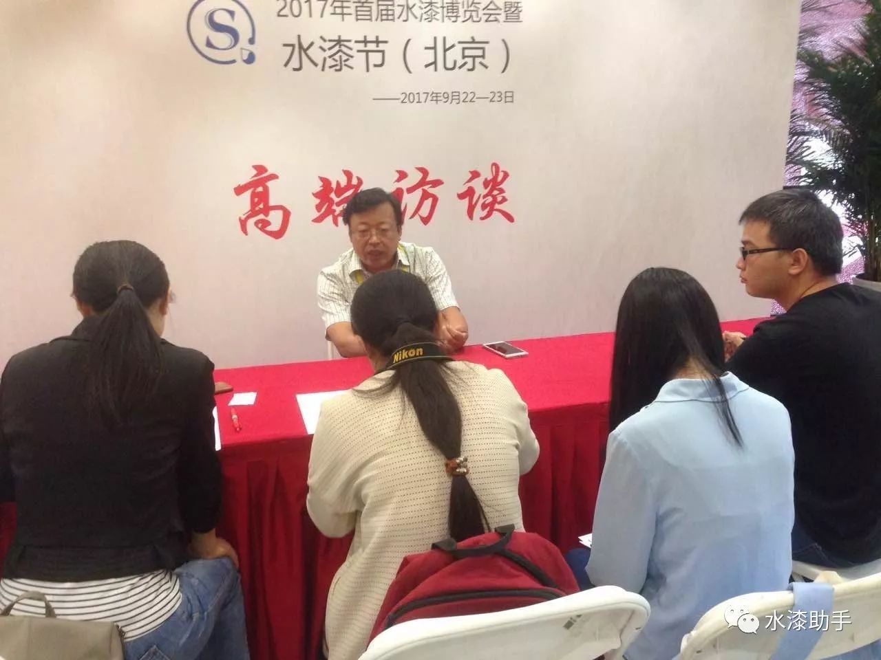 無(wú)窮花水漆，民族水漆品牌走向世界——水漆博覽會(huì)無(wú)窮花采訪（圖）_3