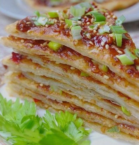 學(xué)習(xí)餅品做法，培訓(xùn)雞蛋餅土家醬香餅技術(shù)加盟蔥花餅（圖）_1