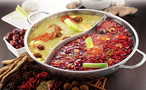 開一家奔吃重慶老火鍋加盟市場(chǎng)前景好不好？（圖）_1