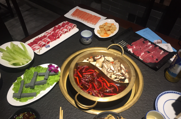 開(kāi)一家想家火鍋加盟費(fèi)是多少（圖）_2