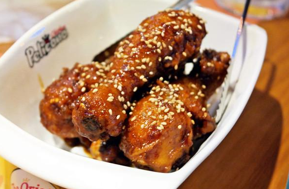 Pelicana百利家樂(lè)炸雞加盟市場(chǎng)前景好不好_1