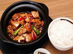 湖南哪里可以學(xué)做黃燜雞米飯，湖南哪里可以學(xué)做黃燜雞米飯的地方（圖）_1