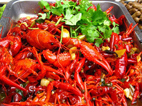 湖南在哪里可以學(xué)做麻辣小龍蝦，麻辣小龍蝦培訓(xùn)_7