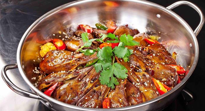 開一家渝香干鍋辣鴨頭加盟費(fèi)多少（圖）_3