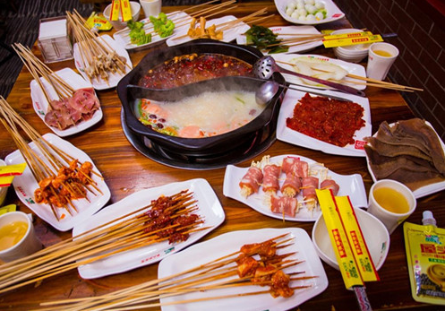 笑大叔串串香加盟費是多少_1