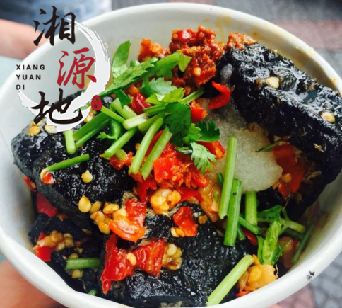 開臭豆腐店哪里可以學(xué)技術(shù)？（圖）_2