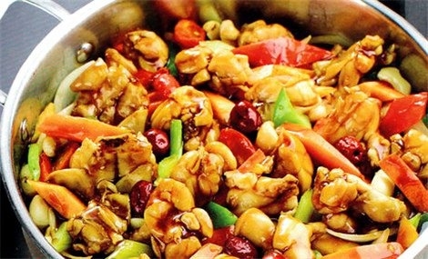 尬客燜鍋雞制作流程_1