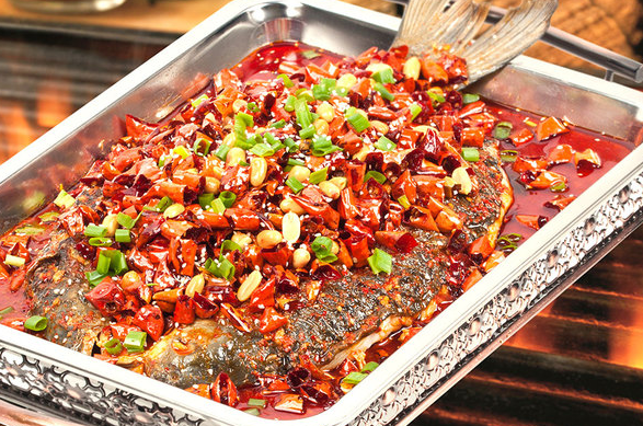 開一家渝香鮮萬州烤魚加盟費用是多少_1