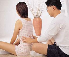 腰椎間盤突出如何選擇改善方法，保守改善還是手術(shù)改善，看看哪種方法適合你_3