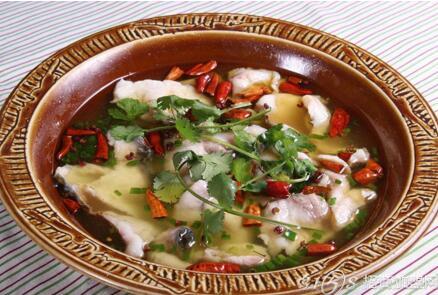 尾尾鮮酸菜魚加盟生意怎么樣？_1