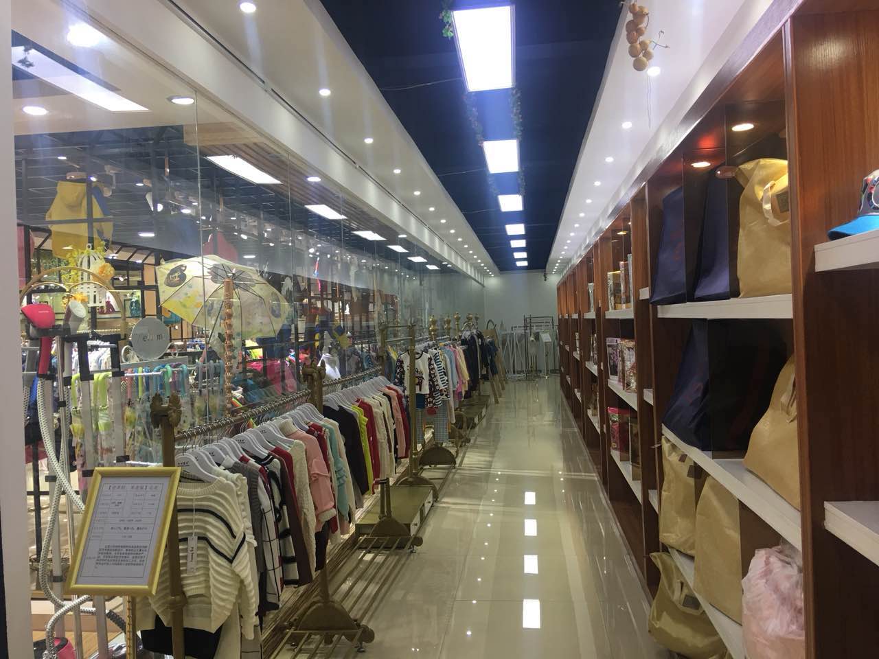 迪娃娃冬裝大衣童裝尾貨批發(fā)_7