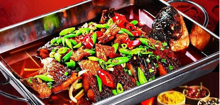 花火爐魚烤魚項目優(yōu)勢及加盟費用（圖）_2