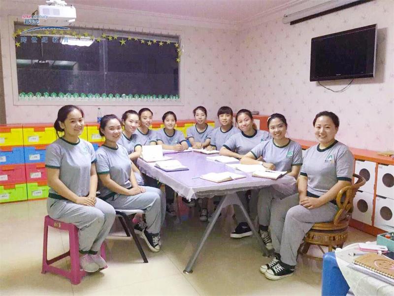 幼兒園園長(zhǎng)不知道如何培養(yǎng)人才？高品質(zhì)幼兒園加盟品牌為你解決（圖）_3