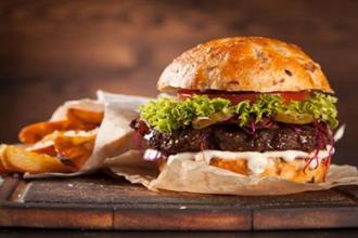 吉?jiǎng)倏蜐h堡加盟費(fèi)要多少錢(qián)及加盟條件（圖）_1