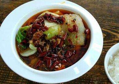 中式快餐店加盟就選飯飽寶香鍋（圖）_1