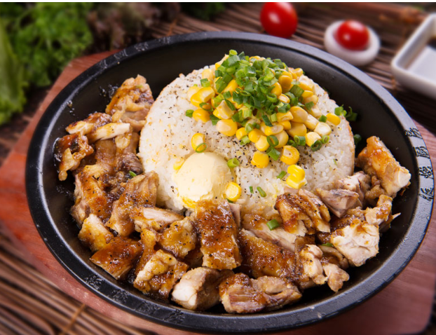 商場(chǎng)開(kāi)一家板燒廚房快餐加盟多少錢（圖）_1