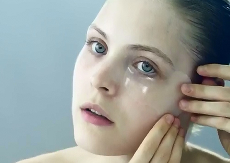 臉部去皺用魔貼好嗎？愛(ài)美女人去皺的方法（圖）_2