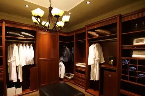 你需要知道的衣柜定制誤區(qū)(圖)_1