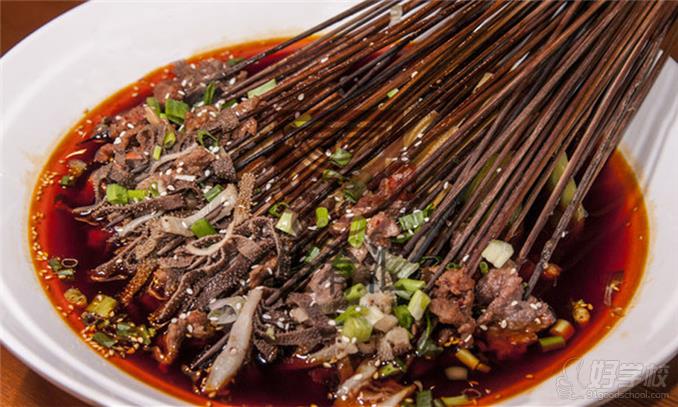 正宗冷鍋串串小吃培訓(xùn)學(xué)校_1