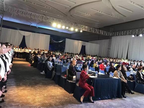 揭秘當(dāng)今美容院經(jīng)營(yíng)遇到的問(wèn)題,集美國(guó)際_2