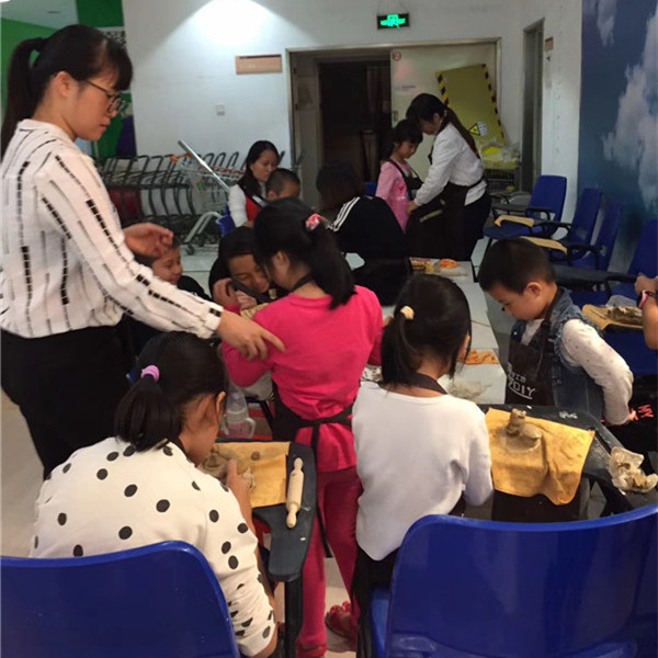 做自己喜歡的吧！張店長(zhǎng)的兒童手工樂園分享（圖）_2