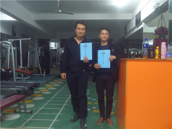 安徽阜陽(yáng)張先生成功簽約米卡迪親子互動(dòng)樂(lè)園（圖）_2