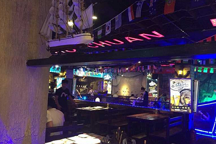 老船吧燒烤加盟熱線_1