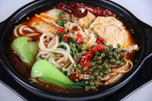 眾一口砂鍋米線加盟眾一口砂鍋米線加盟費（圖）_1