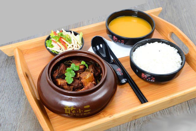 憨小二壇子肉加盟費(fèi)用詳情_1