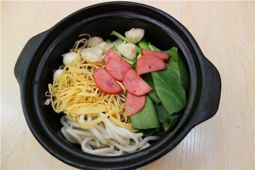 世世緣過(guò)橋米線加盟（圖）_1