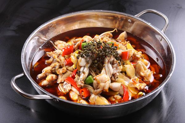 我想加盟牛蛙火鍋加盟費(fèi)要多少錢（圖）_1