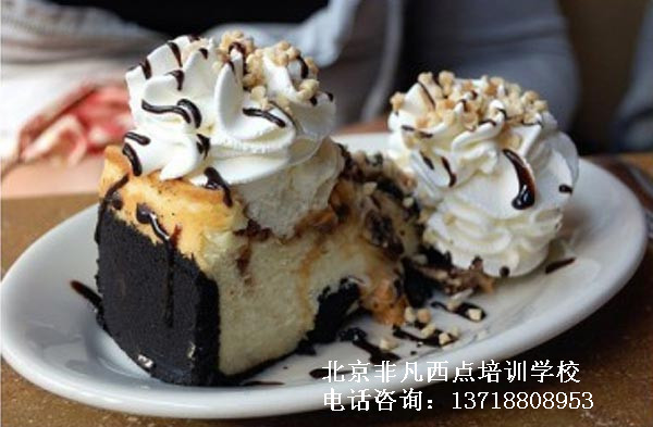 甜點短期培訓班哪里有非凡西點學校鑄就西點夢想_1