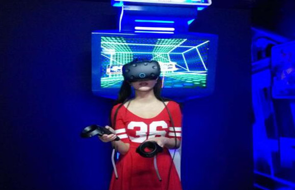 玩美視界VR主題游樂館招商加盟咨詢熱線_2